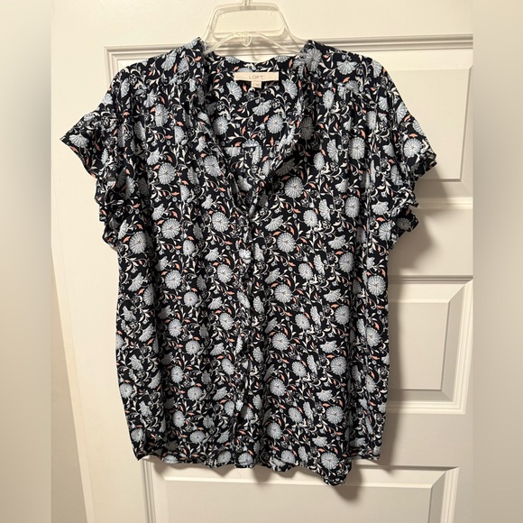 LOFT Tops - LOFT Shades of Blue Flutter Sleeve Notched Collar Top